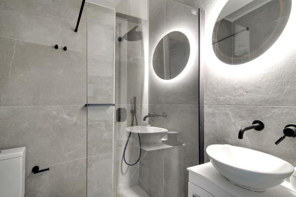 Myplace Premium Apartments ヨアニナ エクステリア 写真
