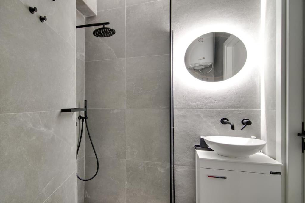 Myplace Premium Apartments ヨアニナ エクステリア 写真